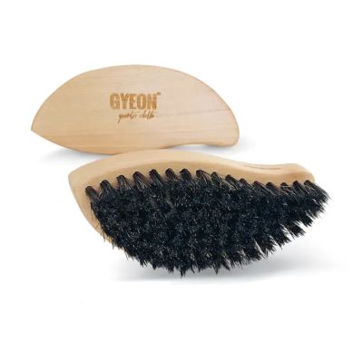 GYEON Q²M LeatherBrush