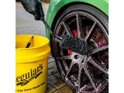 Meguiar's Supreme Angled Wheel Brush - Четка с ъгъл за джанти